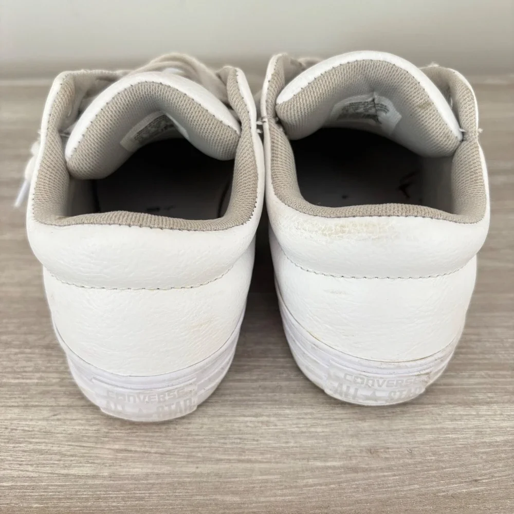 Converse All‎ Star White Leather Junior Sneakers Size 1.5 Youth Casual Shoes